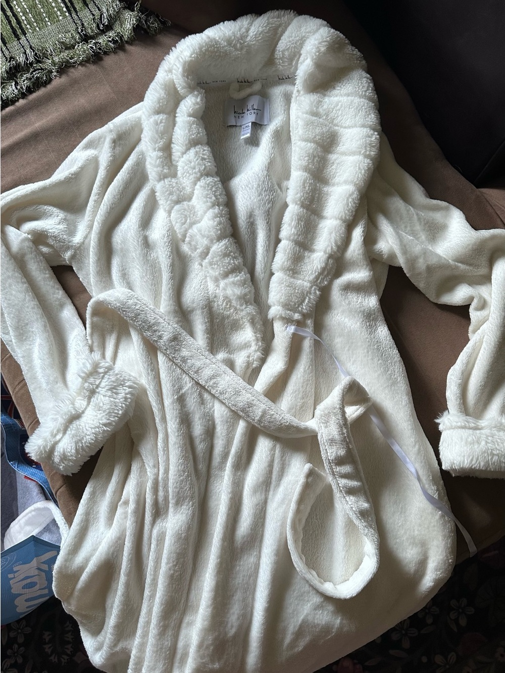 Nicole Miller Robe - Picture 2 of 2